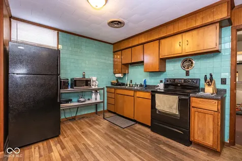 18 N Jefferson Street Knightstown IN 46148