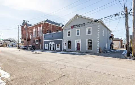 18 N Jefferson Street Knightstown IN 46148