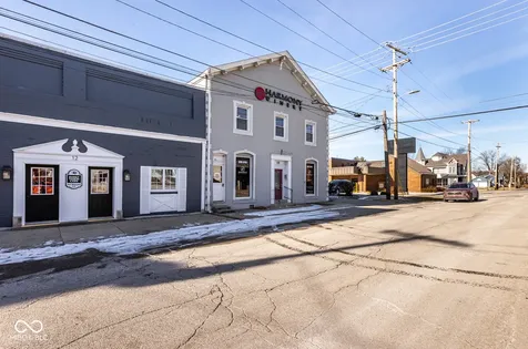 18 N Jefferson Street Knightstown IN 46148
