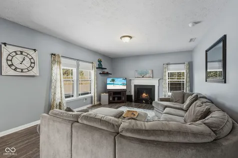 7158 Lakeland Trails Boulevard Indianapolis IN 46259