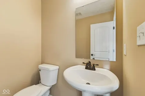 7158 Lakeland Trails Boulevard Indianapolis IN 46259