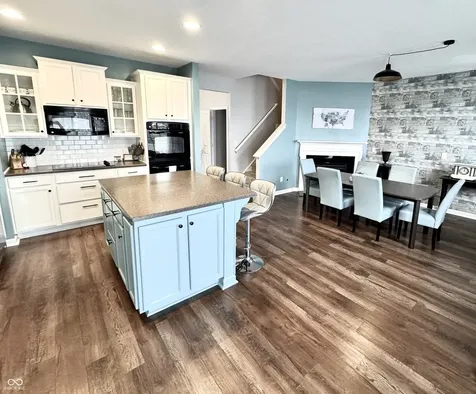984 Bard Lane Carmel IN 46032