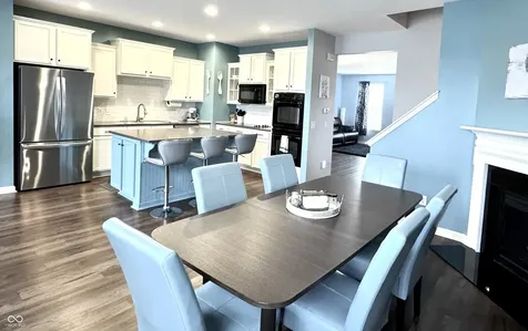 984 Bard Lane Carmel IN 46032