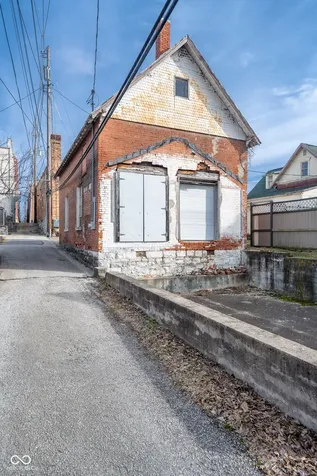 109 W Walnut Street Greencastle IN 46135