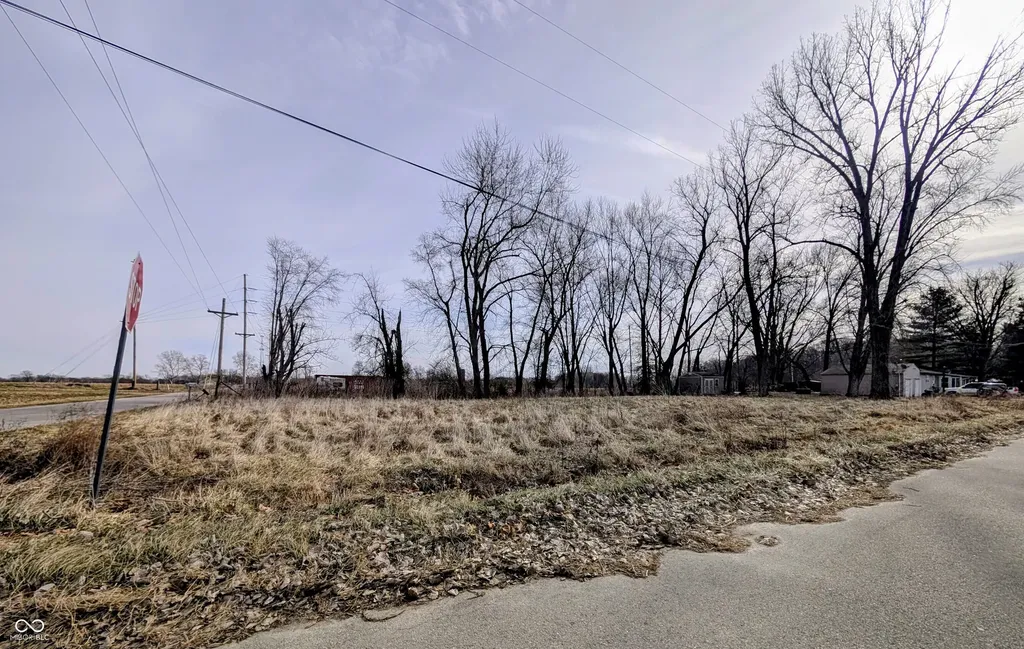 5871 W 200 N Columbus IN 47201