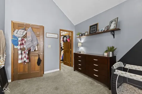 5861 N 75 W Whiteland IN 46184