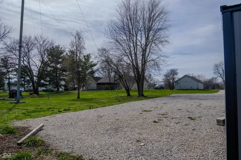 5861 N 75 W Whiteland IN 46184