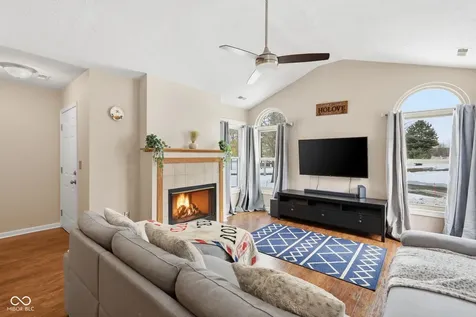 6703 Bridgefield Way Indianapolis IN 46254