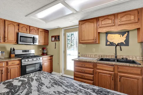 7536 Lindenwood Drive Indianapolis IN 46227