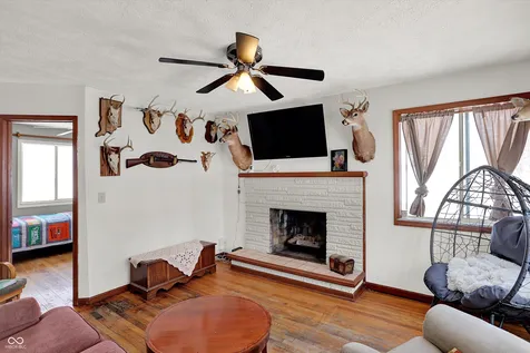 7536 Lindenwood Drive Indianapolis IN 46227