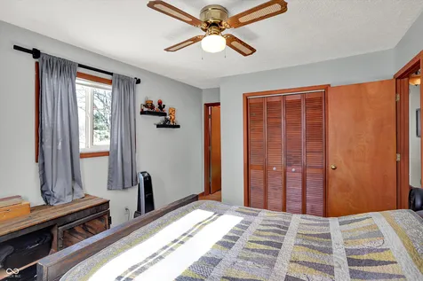 7536 Lindenwood Drive Indianapolis IN 46227
