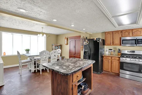 7536 Lindenwood Drive Indianapolis IN 46227