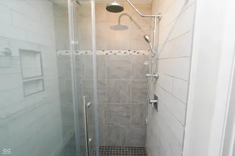 6873 Shore Island Drive Indianapolis IN 46220