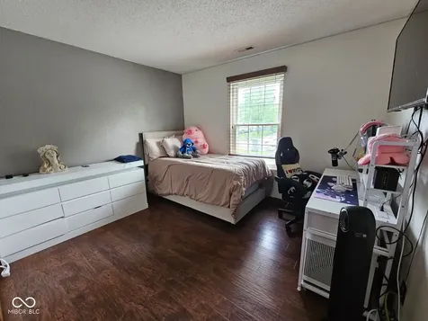 5406 Cradle River Court Indianapolis IN 46221