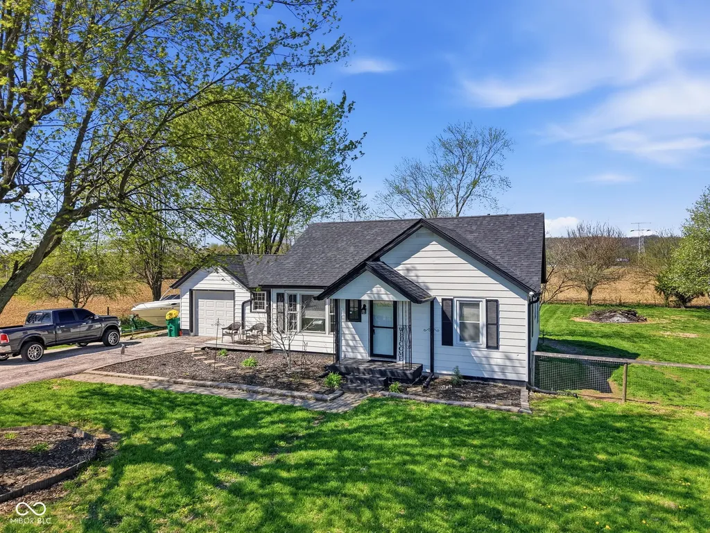 5825 Blue Bluff Road Martinsville IN 46151