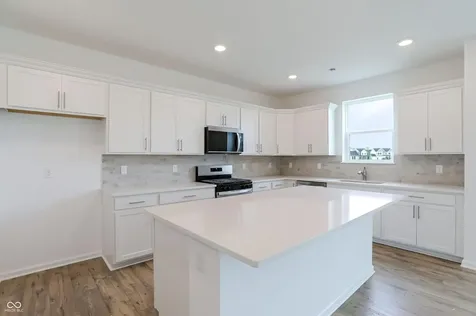 7407 Leatherwood Drive Indianapolis IN 46259