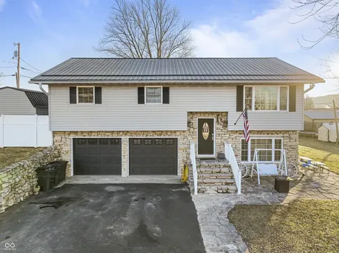 1058 N Sandy Hook Road Paoli IN 47454