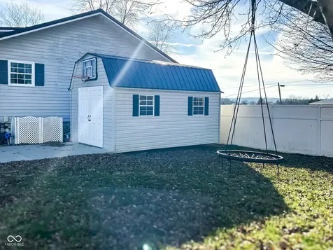 1058 N Sandy Hook Road Paoli IN 47454