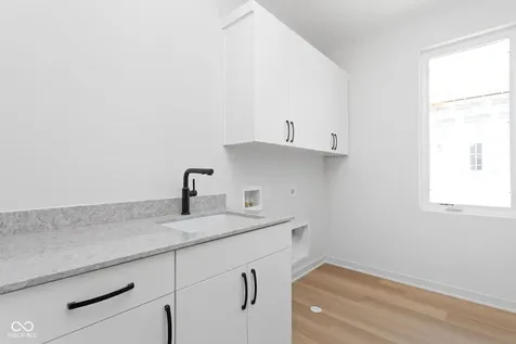 1481 Whistle Way Westfield IN 46074