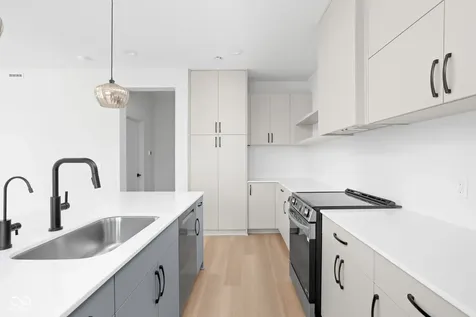 1481 Whistle Way Westfield IN 46074