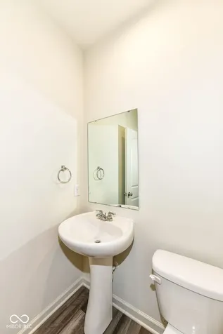 13533 Dewpoint Lane Fishers IN 46037