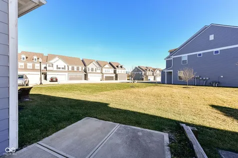 13533 Dewpoint Lane Fishers IN 46037
