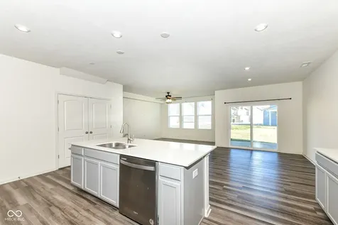 13533 Dewpoint Lane Fishers IN 46037