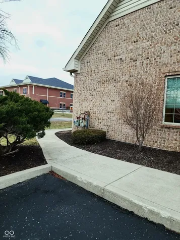 7376 Business Center Drive Avon IN 46123