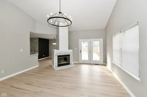8547 Rock Hollow Circle Indianapolis IN 46256