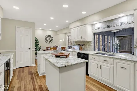 118 White Horse Lane Fishers IN 46038