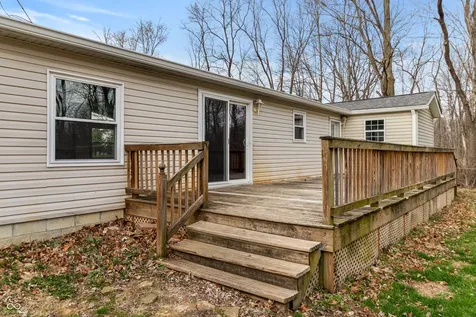 5835 Broyles Road Avon IN 46123
