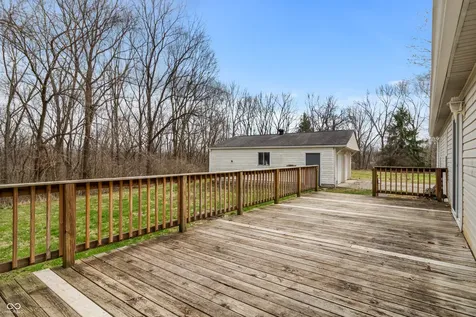 5835 Broyles Road Avon IN 46123