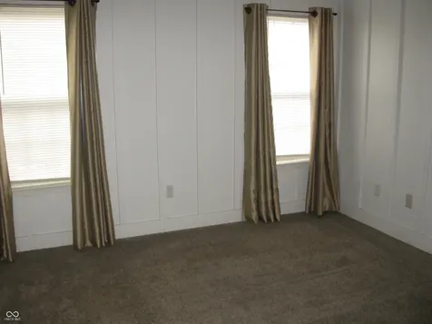 6352 Emerald Springs Drive Indianapolis IN 46221