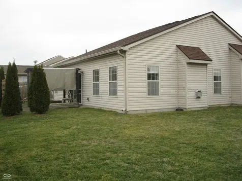 6352 Emerald Springs Drive Indianapolis IN 46221