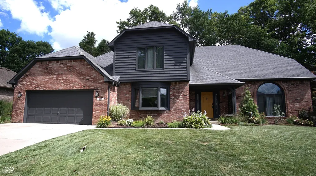 375 Nottinghill Court Indianapolis IN 46234