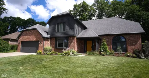 375 Nottinghill Court Indianapolis IN 46234