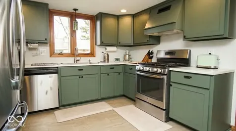 375 Nottinghill Court Indianapolis IN 46234