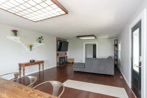 3366 S 800 E Franklin IN 46131