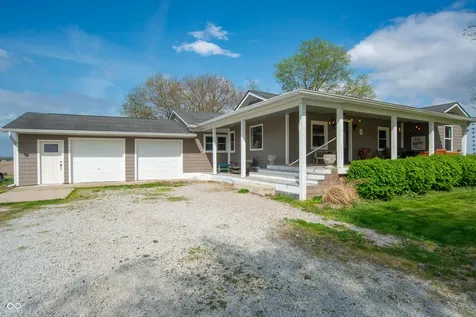 3366 S 800 E Franklin IN 46131