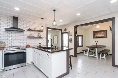 3366 S 800 E Franklin IN 46131