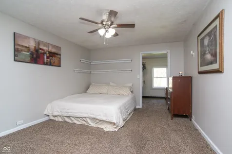 3366 S 800 E Franklin IN 46131