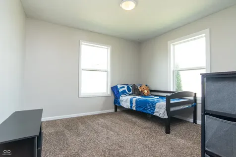 3366 S 800 E Franklin IN 46131