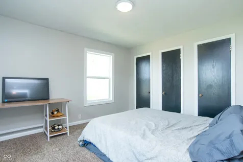 3366 S 800 E Franklin IN 46131