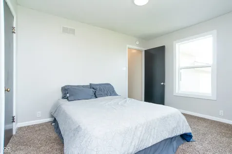 3366 S 800 E Franklin IN 46131