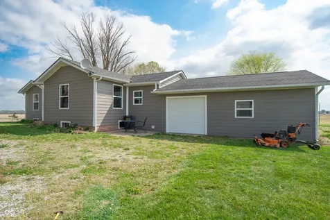 3366 S 800 E Franklin IN 46131