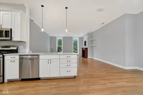 706 Massachusetts Avenue Indianapolis IN 46204