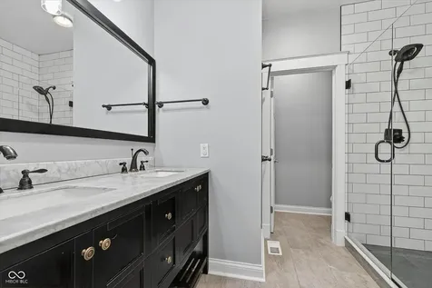 706 Massachusetts Avenue Indianapolis IN 46204