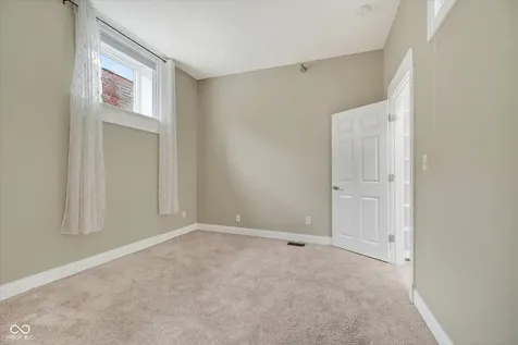 706 Massachusetts Avenue Indianapolis IN 46204