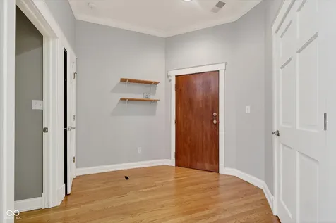 706 Massachusetts Avenue Indianapolis IN 46204