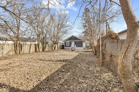 1424 N Gladstone Avenue Indianapolis IN 46201